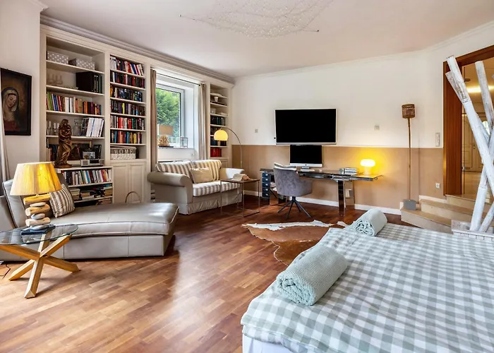 Traumhaus Whirlpool Sauna Grill Gasthof Hamburg