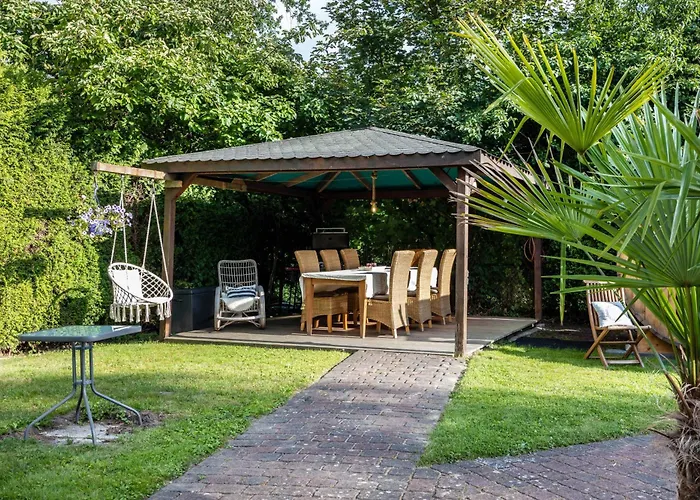 Traumhaus Whirlpool Sauna Grill